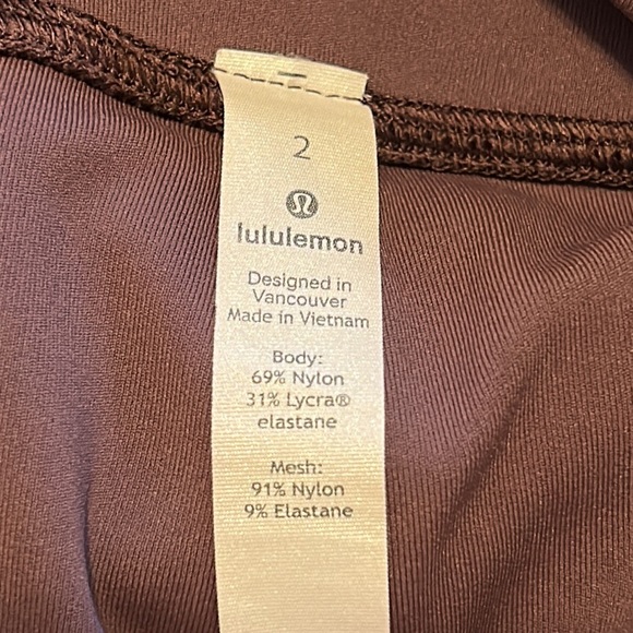 LULULEMON Pace Rival Crop *22" Running Workout Leggings in Cherry Cola Size 2 - Picture 10 of 16
